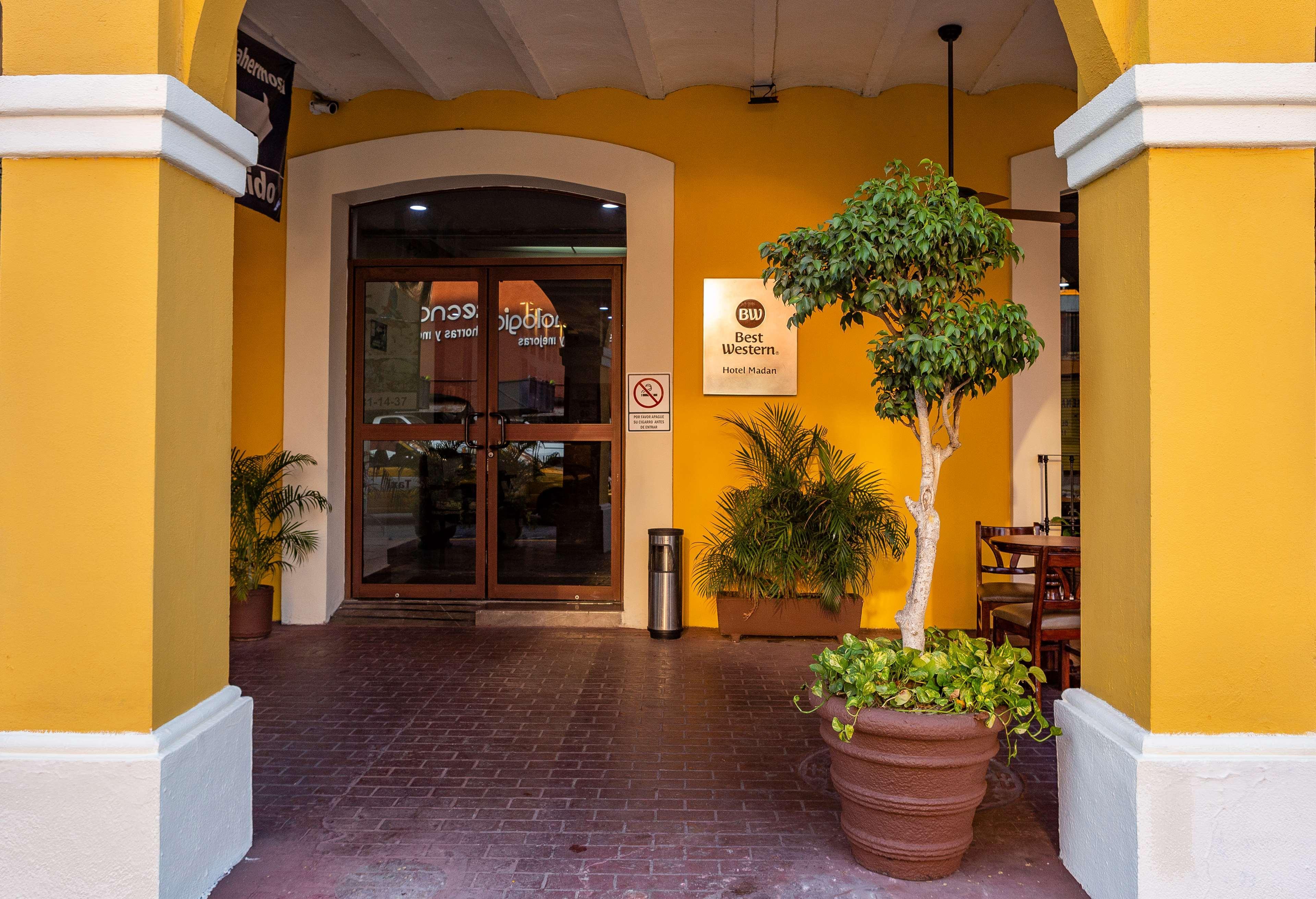 Best Western Hotel Madan Villahermosa Dış mekan fotoğraf